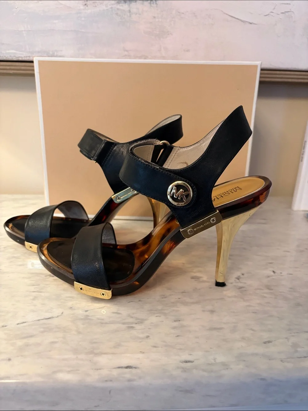 Michael Kors Black Leather Lani Sandals with Gold Accents size 9